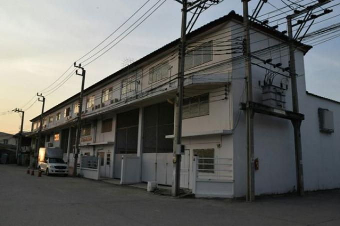 โรงงานโกดังให้เช่า ใกล้แยกบางพลู บางบัวทอง นนทบุรี