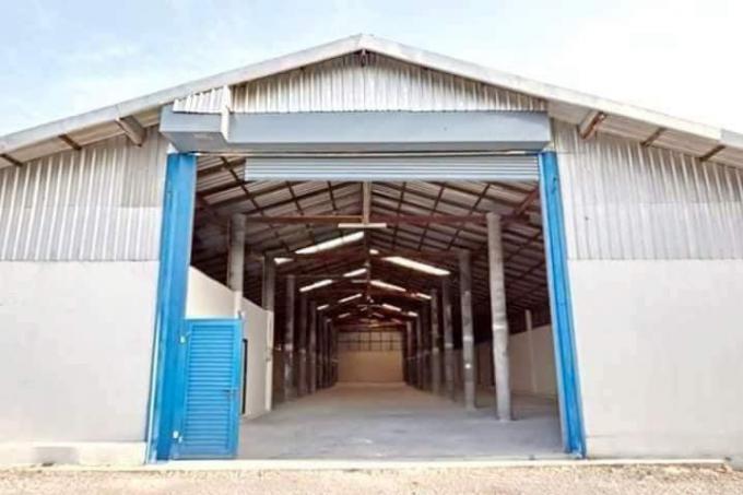 โกดังให้เช่า อยู่เมืองนครปฐม เป็นโกดังขนาด 200- 1800 ตารางเมตร