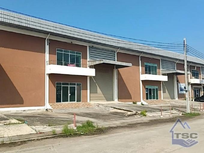 โกดังโรงงานให้เช่า พร้อมสำนักงานสำเร็จรูป ตำบลแพรกษาใหม่ ขนาดพื้นที่ 520 - 540 ตรม.