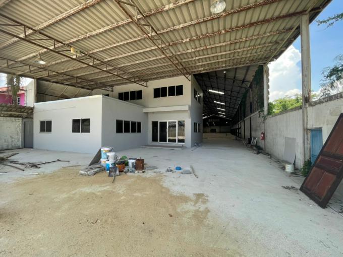 โรงงานขนาด 1400 ตรม ให้เช่า ย่านสามโคก