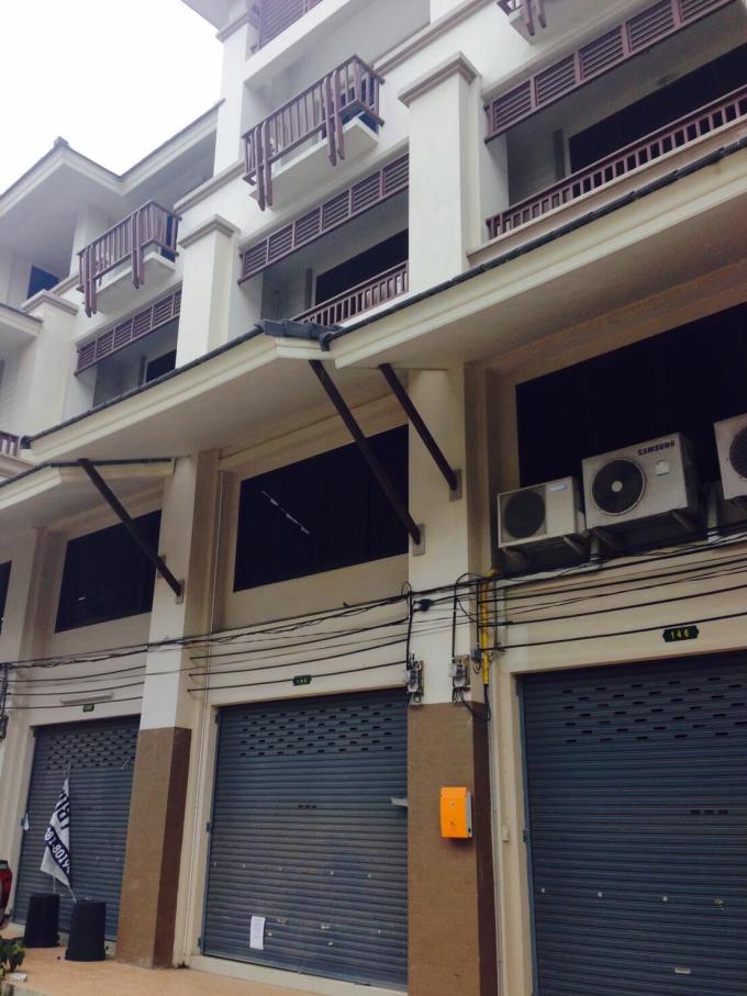 โฮมออฟฟิศให้เช่า อาคารพาณิชย์ 4 ชั้น Thonburi Complex พระราม 2