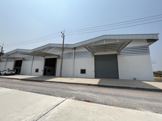 โรงงานให้ ขนาด 750 ตรมเช่าใกล้บิ๊กซีอ้อมใหญ่รถใหญ่เข้าออกสะดวก