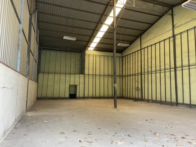 B38 โกดังให้เช่า ลำลูกกา คลอง 5 ขนาด 250 ตรม