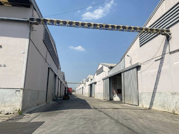 F 3394 ให้เช่าโกดังคลังสินค้า ขนาด 800 1200 2600 4000 6500 ตรม. เขตปลอดอากร  (เขตฟรีโซน  Free Zone) ตำบลละหาร อำเภอบางบัวทอง นนทบุรี อยู่เส้น ถนนวงแหวนรอบนอก บางบัวทอง -สุพรรณบุรี  ภาพที่ 4