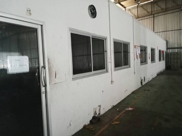 F 4315 ให้เช่าและบริการคลังสินค้าโรงงานราคาถูก ขนาด 2100 ตรม. มีแรมป์2 ประตูหน้าหลัง พื้นที่เขตฟรีโซน Free Zone และคลังสินค้ากม.52 อำเภอบางปะกง ฉะเชิงเทรา ภาพที่ 2