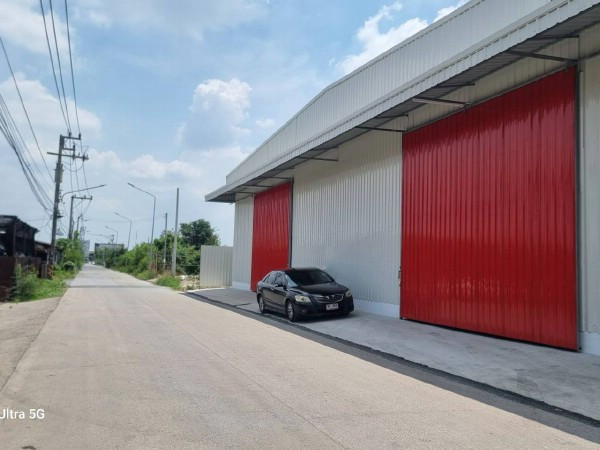 F 4532 ให้เช่าโรงงานโกดังสร้างใหม่ย่านสายไหม  ขนาด 1 หลัง ขนาด 540 ตรม แบ่งเป็นมี 2 ห้องๆละ 270 ตรมทะลุกันได้