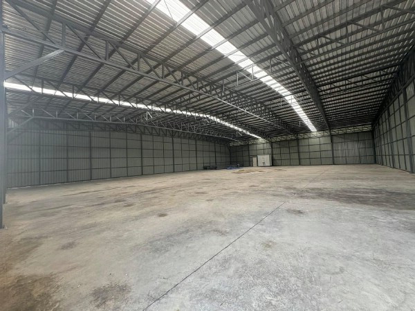 F 4602 ให้เช่าโกดังคลังสินค้าย่านบางบัวทองสร้างใหม่ พื้นที่ใช้สอย  875 2625 ตรมตำบลละหาร อำเภอบางบัวทอง นนทบุรี สร้างบนพื้นที่ 12 ไร่