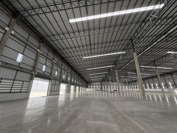 โกดังศรีราชา ชลบุรี ให้เช่า 7296 ตรม พื้นที่สีส้ม