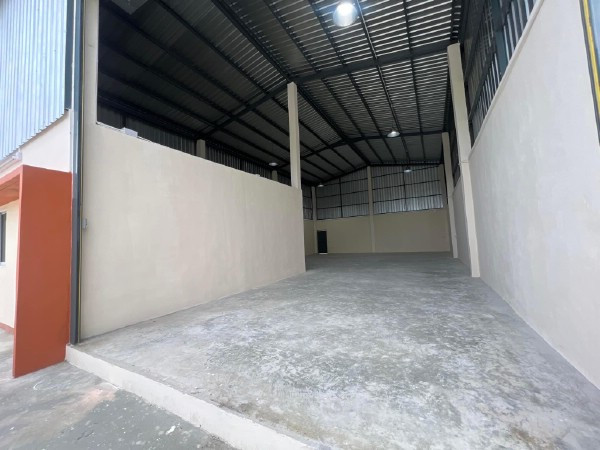 F 4843 ขายหรือให้เช่าโกดังสร้างใหม่ย่านสวนหลวงบางบอน พื้นที่ทั้งหมด 365 ตรม พิกัดซอยทองหลาง1 ตำบลสวนหลวง เขตกระทุ่มเเบน สมุทรสาคร ภาพที่ 2