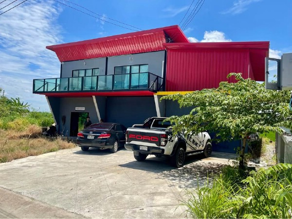 F 4864 ให้เช่าโกดังโรงงานพร้อมที่พักอาศัยย่านไทรน้อย  บนพื้นที่ 180 ตรว พื้นที่สีม่วง พิกัดอำเภอไทรน้อย นนทบุรี
