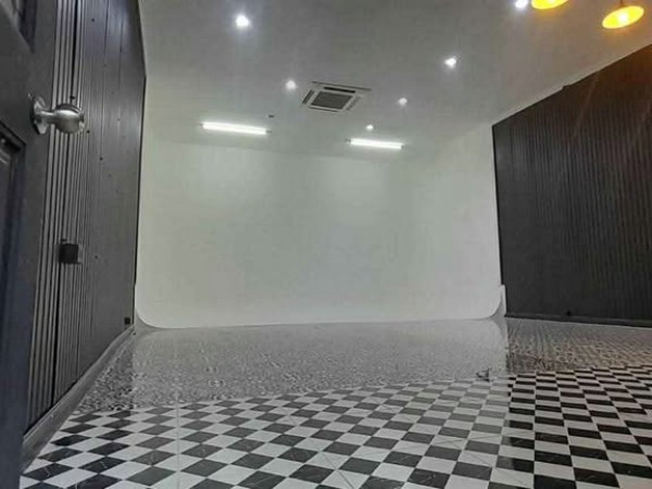 F 3769 ให้เช่าบ้านโกดังพร้อมออฟฟิศใกล้เดอะมอลลบางกะปิ  บนพื้นที่ 54 ตรว  ใกล้รถไฟฟ้าสายสีเหลืองสถานีบางกะปิ โรงพยาบางเวชธานี ภาพที่ 3