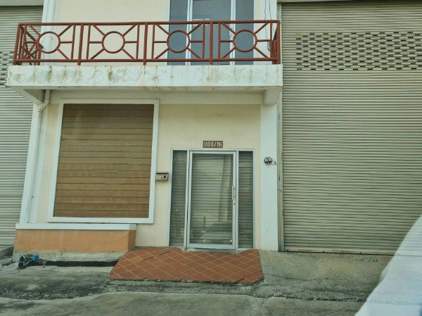 F 4876 ให้เช่าโกดังโรงงานพร้อมออฟฟิศย่านถนนตำหรุบางพลี บนที่ดินกว่่า 1 งาน พิกัดซอยยิ่งเจริญ ติดถนนตำหรุบางพลี ตำบลบางพลีใหญ่ อำเภอบางพลี  สมุทรปราการ ภาพที่ 2