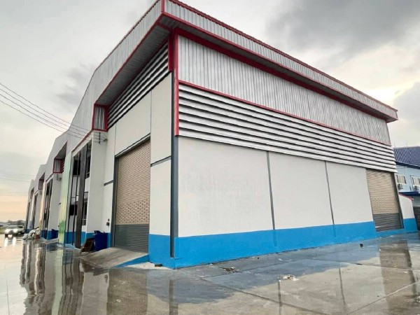 F 4080 ให้เช่าโรงงานโกดังพร้อมออฟฟิศ พื้นที่ใช้สอย 450 1000  ตรมบนพื้นที่ 3200 ตรม 2 ไร่  ซอยบางปลา2 ตำบลบางพลีใหญ่ อำเภอบางพลี  สมุทรปราการ