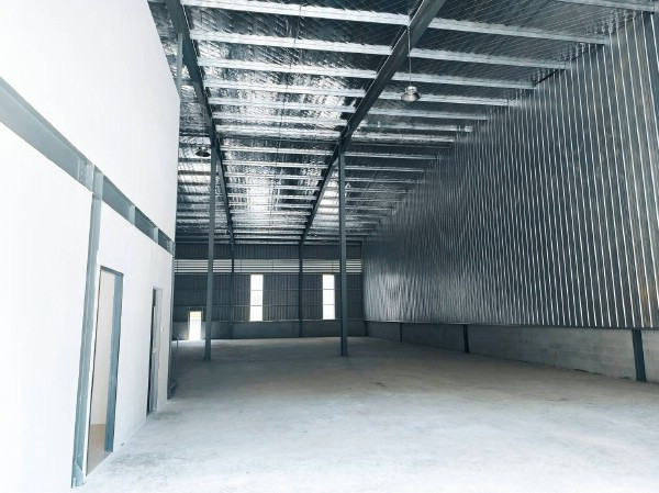 F 4882 ให้เช่าโกดังโรงงานพร้อมออฟฟิศสร้างใหม่ย่านคลองหลวงคลอง1 พื้นที่ 5375 ตรม พิกัดตำบลคลองหนึ่ง อำเภอคลองหลวง จังหวัดปทุมธานี ใกล้ตลาดไท ภาพที่ 2