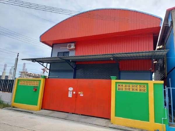 F 3855 ให้เช่าโกดังพร้อมออฟฟิศย่านวัดลาดปลาดุก ขนาด 236 ตรม พิกัดตำบลบางคูรัดบางบัวทอง นนทบุรี