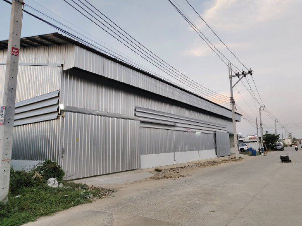 F 5115 ให้เช่าโกดังพร้อมออฟฟิศย่านหทัยราษฎร พื้นที่ใช้สอยรวม 600 ตรม พิกัดแขวงบางชัน เขตคลองสามวา กรุงเทพฯ