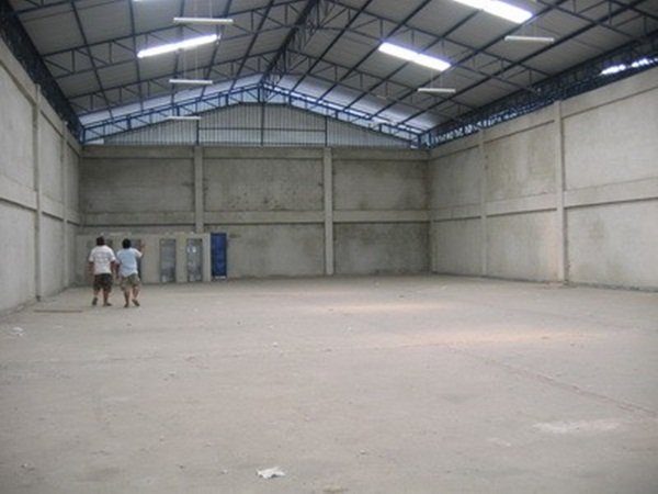 F 0237 ให้เช่าโรงงานโกดังใกล้วัดหนามแดง พื้นที่ 1000 ตรม พิกัดซอยรุ่งโรจน อำเภอแพรกษา สมุทรปราการ ใกล้นิคมอุตสาหกรรมบางปู ทำเลดี รถขนาดใหญ่เข้าออกสะดวก