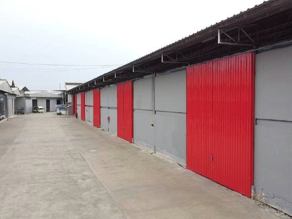 F 5124 ให้เช่าโกดังโรงงานย่านถนนเทพารักษ กม11 พื้นที่ 1188 ตรม ทำเลดีติดถนนบริเวณถนนหนามแดง ตำบลบางแก้ว อำเภอบางพลี สมุทรปราการ เข้าออกศรีนครินทร เทพารักษ