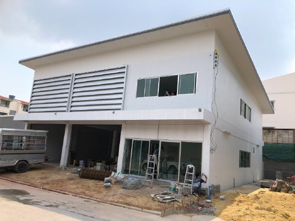 F 5106 ให้เช่าอาคารโกดังพร้อมออฟฟิศย่านถนนเอกชัยบางบอน ขนาด 400 ตรม สร้างใหม่ พิกัดเขตซอยเอกชัย 87 เขตบางบอน กรุงเทพฯ ทำเลเยี่ยม