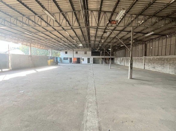 F 5150 ขายหรือให้เช่าโกดังพร้อมที่พักย่านงามวงศวาน บนที่ดิน 200 ตรว พิกัดซอยงามวงศวาน 53 ถนนงามวงศวาน แขวงลาดยาว เขตจตุจักร กรุงเทพฯ